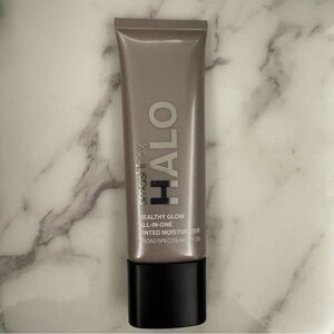 Smashbox Halo Healthy Glow All-In-One Tinted Moisturizer Broad Spectrum SPF 25